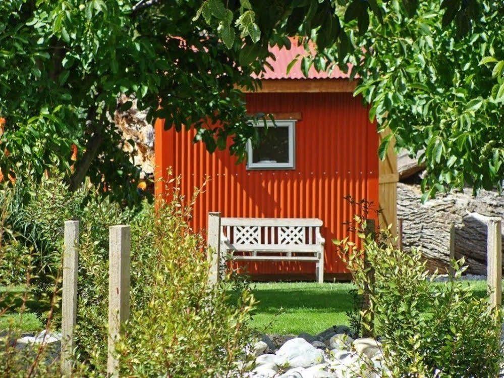 Burn Cottage Retreat ครอมเวลล์ ภายนอก รูปภาพ